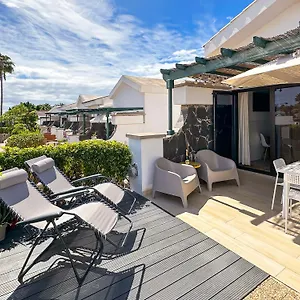 Relaxing Retreat In - Fully Renovated Apartment