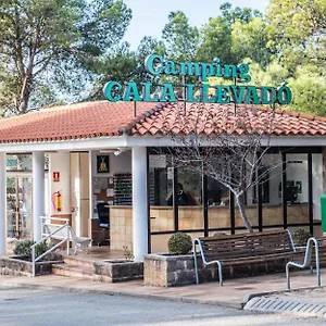 camping-sunissim-cala-llevado-4.catalonia-hotels.com/